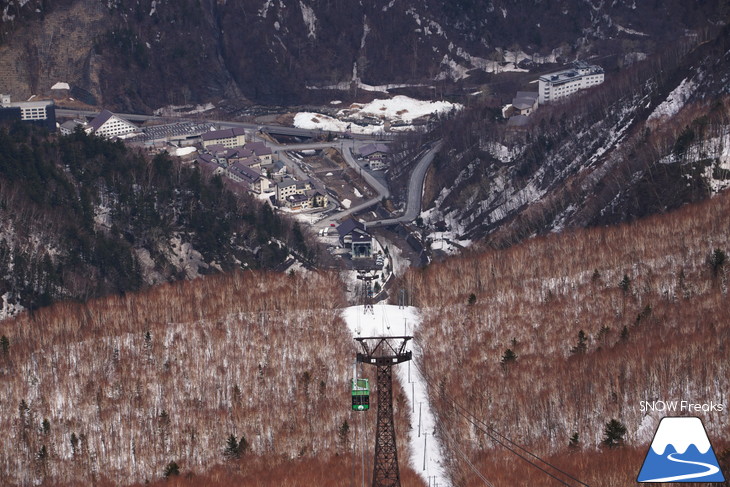 浅川誠 『春キャンプ』 奇跡のパウダースノーと出会う!! in 層雲峡黒岳ロープウェイスキー場